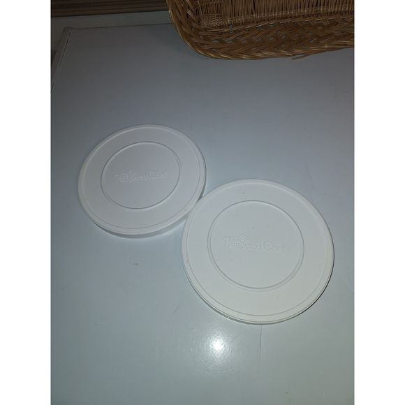 The Pampered Chef Manual Food Processor Replacement Lids Set of 2 - Picture 1 of 5